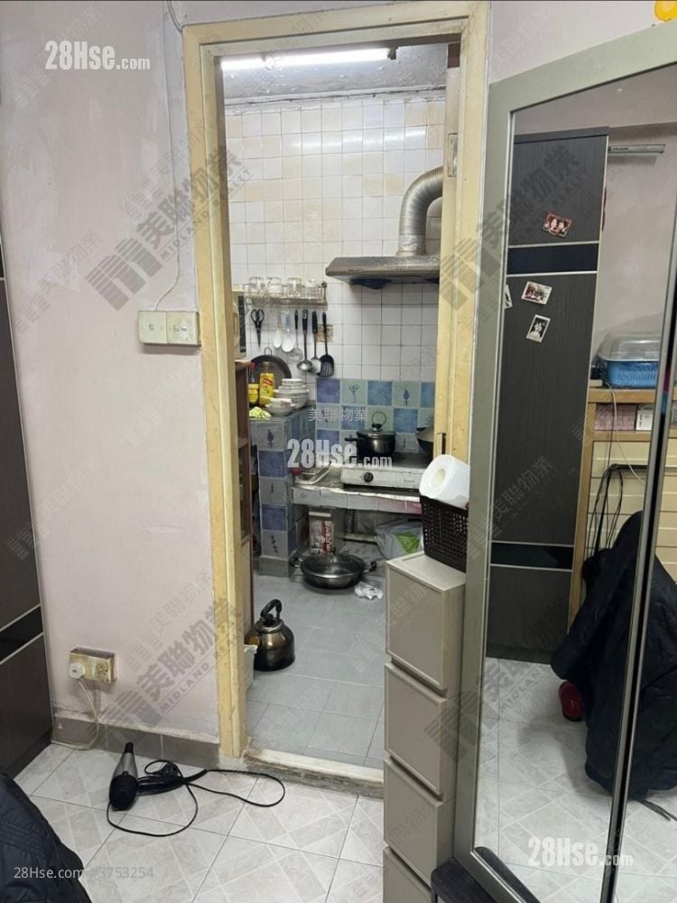 天平村 售盘 443 平方尺