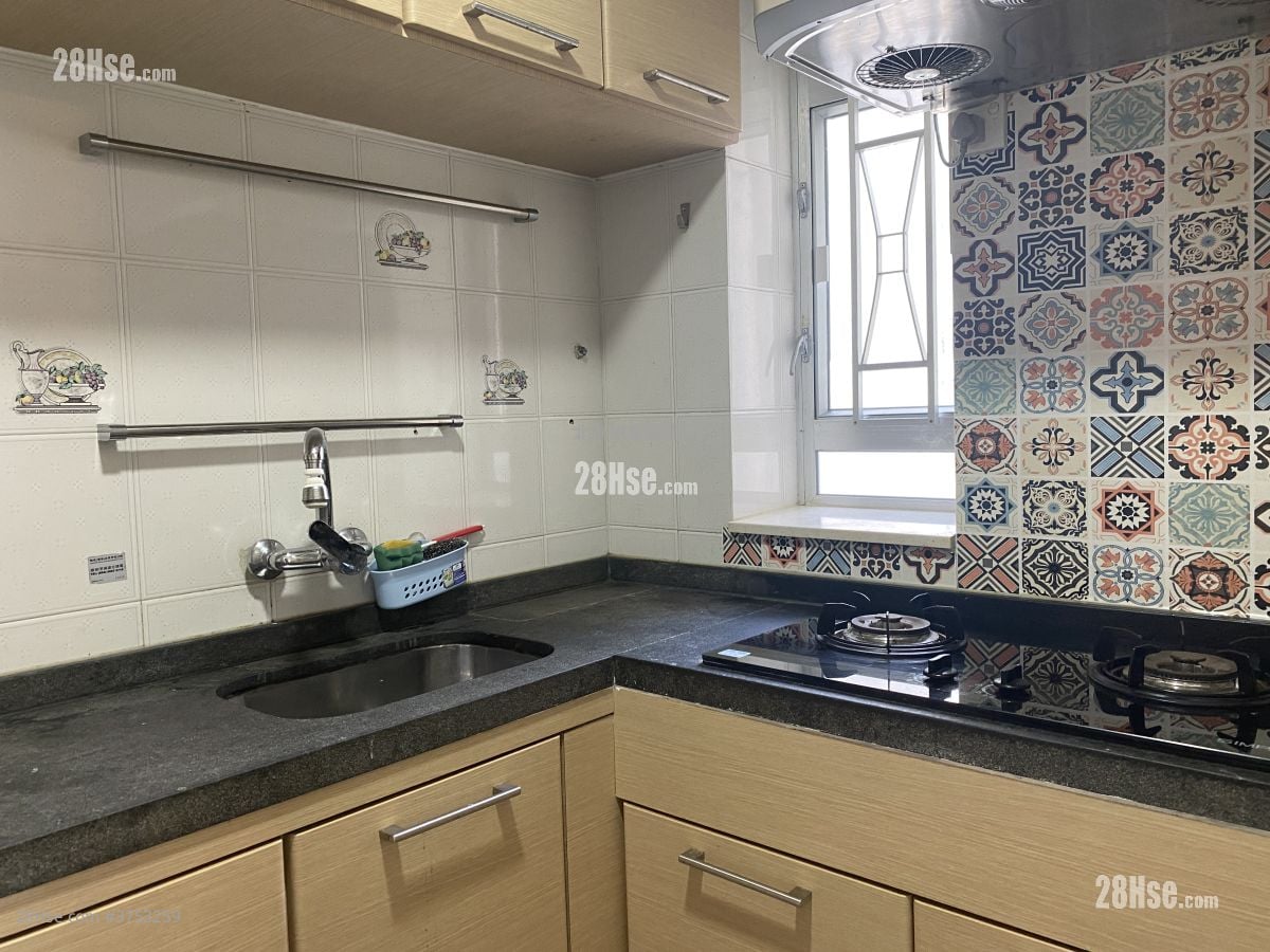 南豐新邨 租盤 2 房 , 1 浴室 391 平方呎