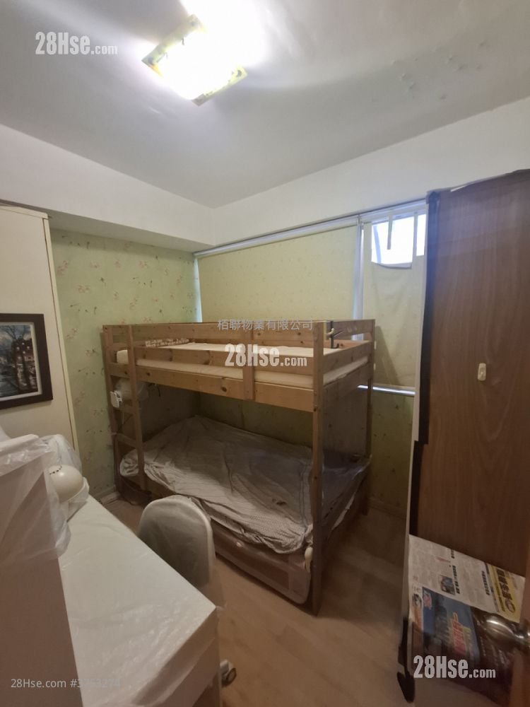 翡翠洋楼 售盘 3 房 , 1 浴室 645 平方尺