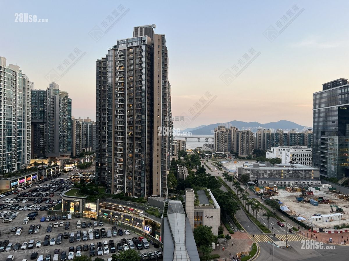 天晉 售盤 3 房 , 2 浴室 870 平方呎