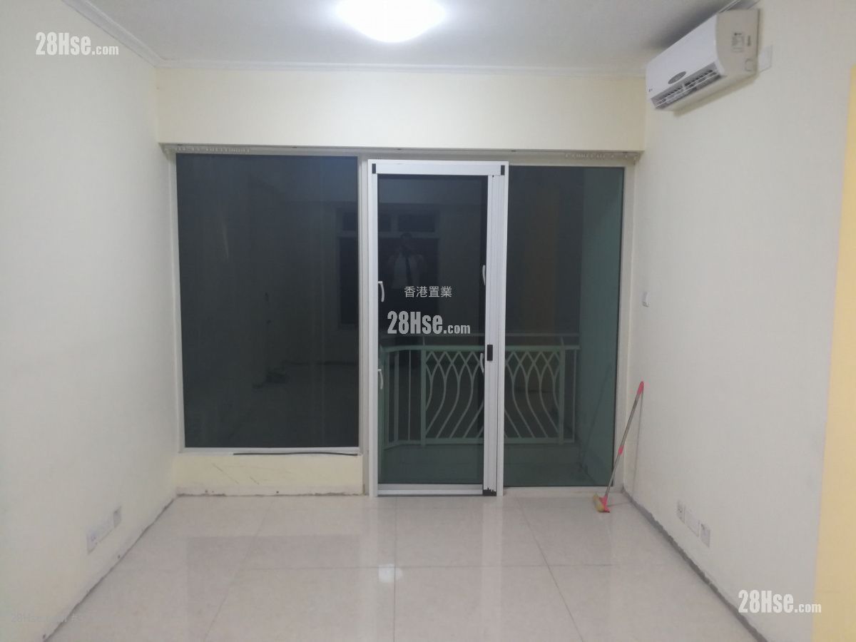 峻滢 售盘 3 房 , 2 浴室 695 平方尺