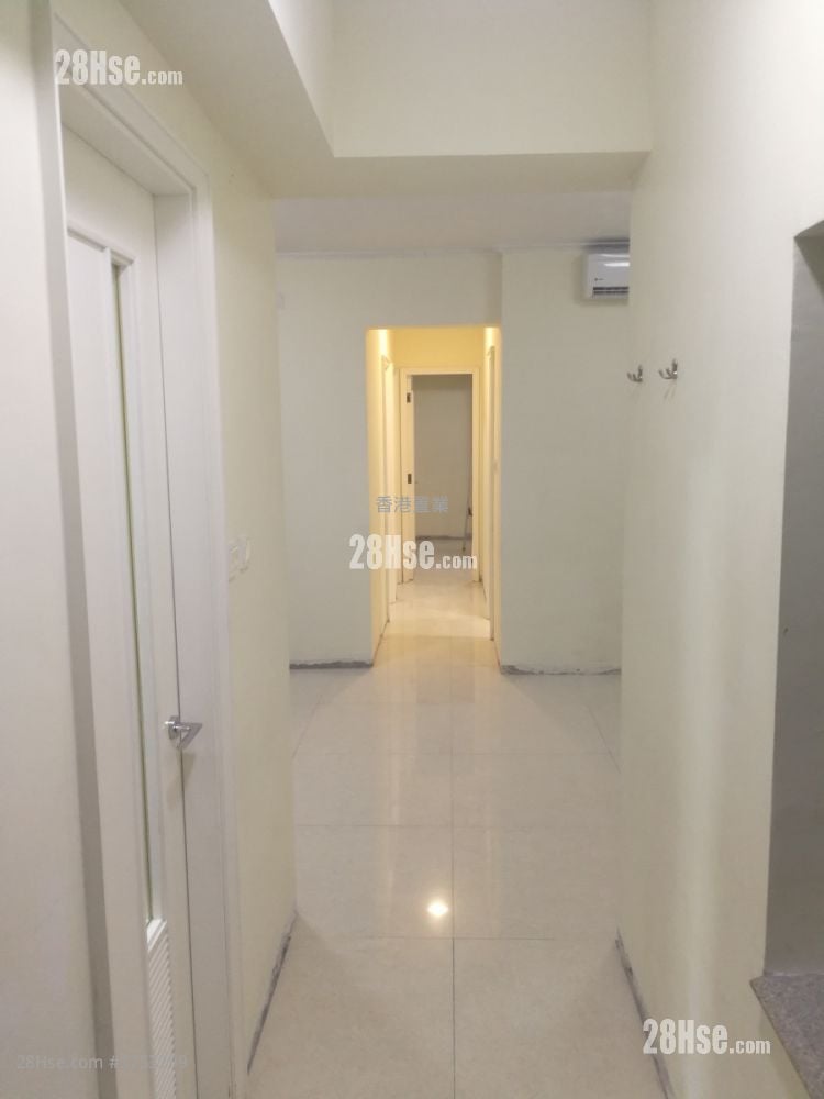 峻滢 售盘 3 房 , 2 浴室 695 平方尺