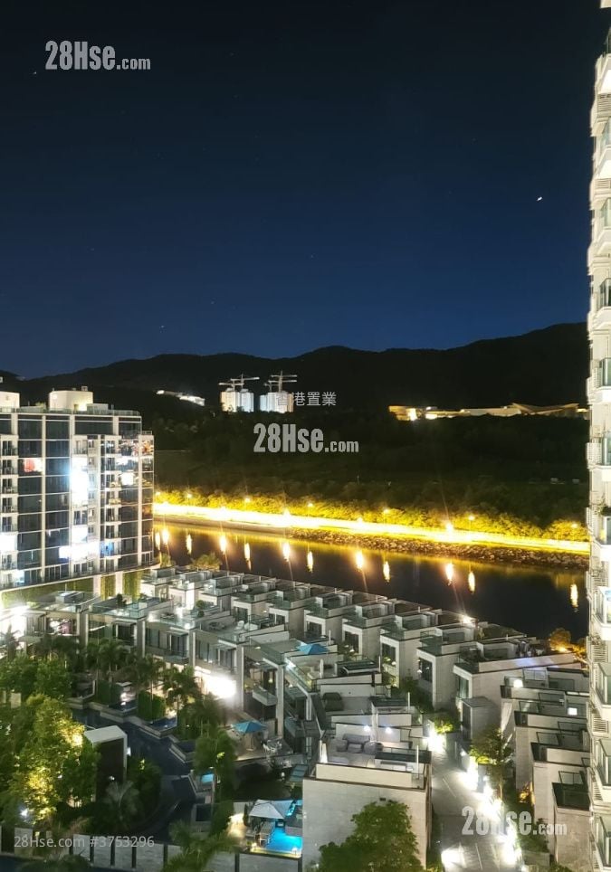 Monterey Sell 2 Bedrooms , 1 Bathroom 565 ft²