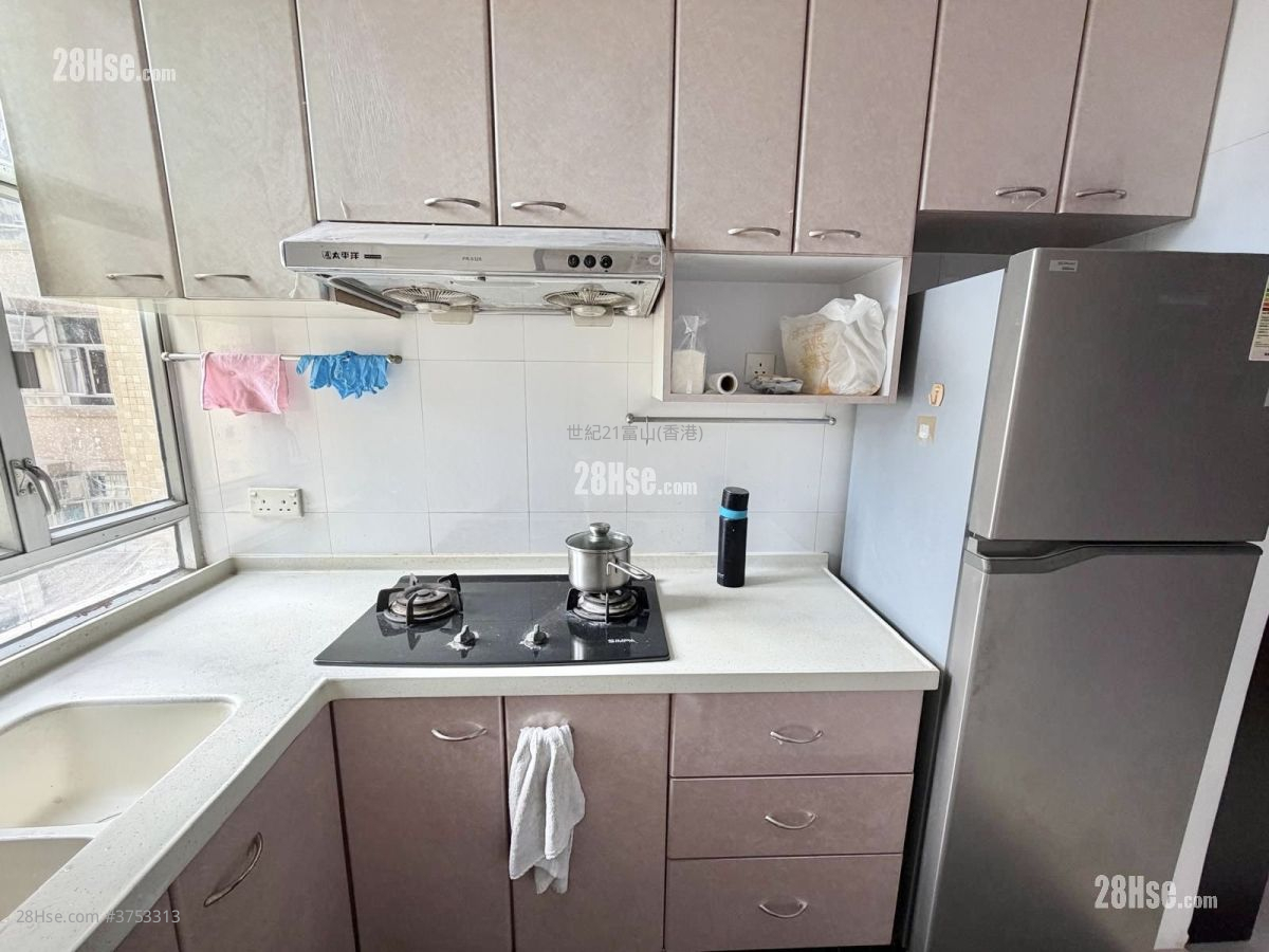 龙蟠苑 售盘 2 房 , 1 浴室 383 平方尺