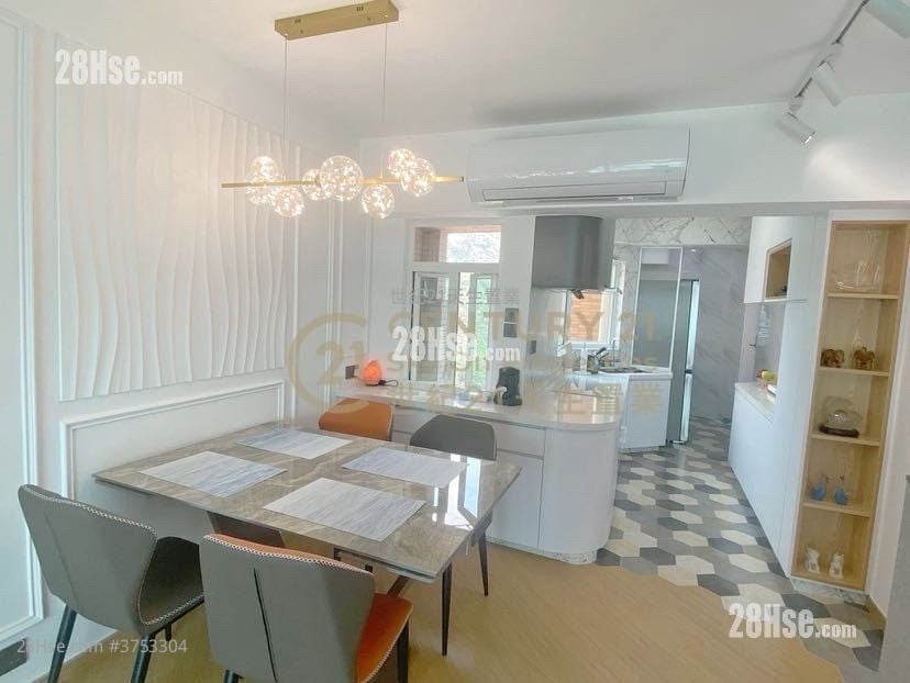 Tsing Yung Terrace Sell 3 Bedrooms , 2 Bathrooms 719 ft²