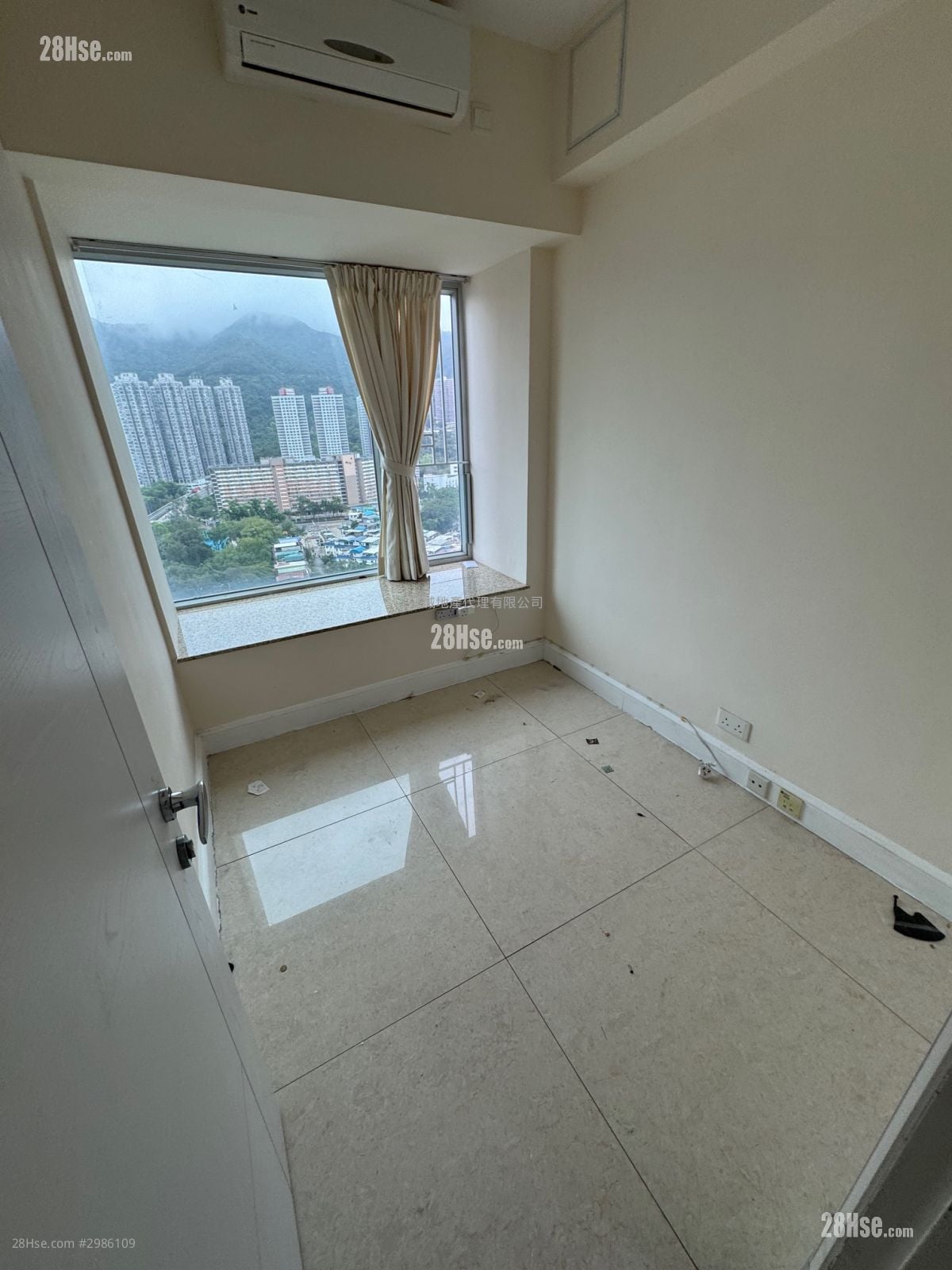 Festival City Sell 4 Bedrooms , 2 Bathrooms 1,043 ft²