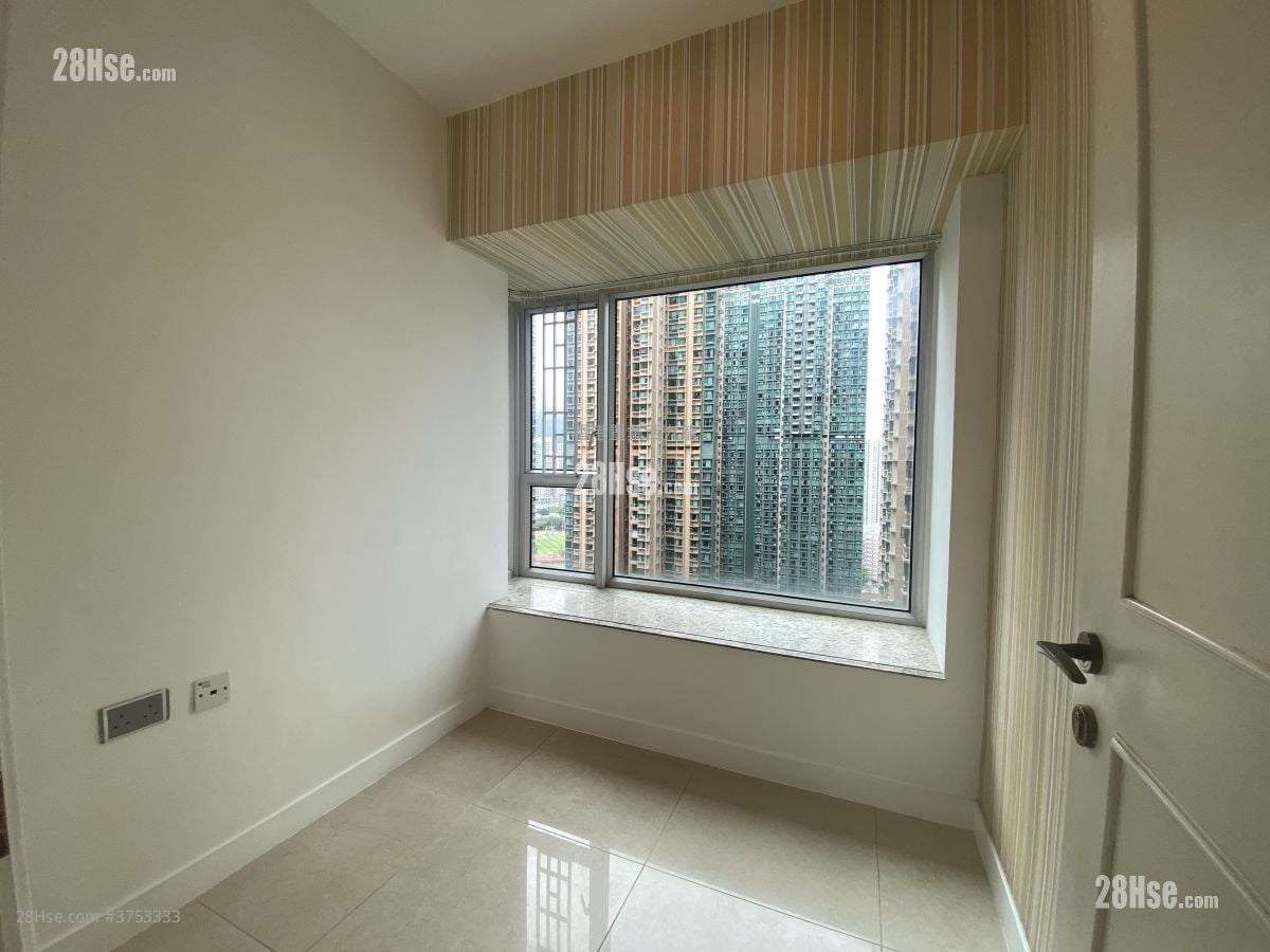 泓景台 售盘 3 房 663 平方尺