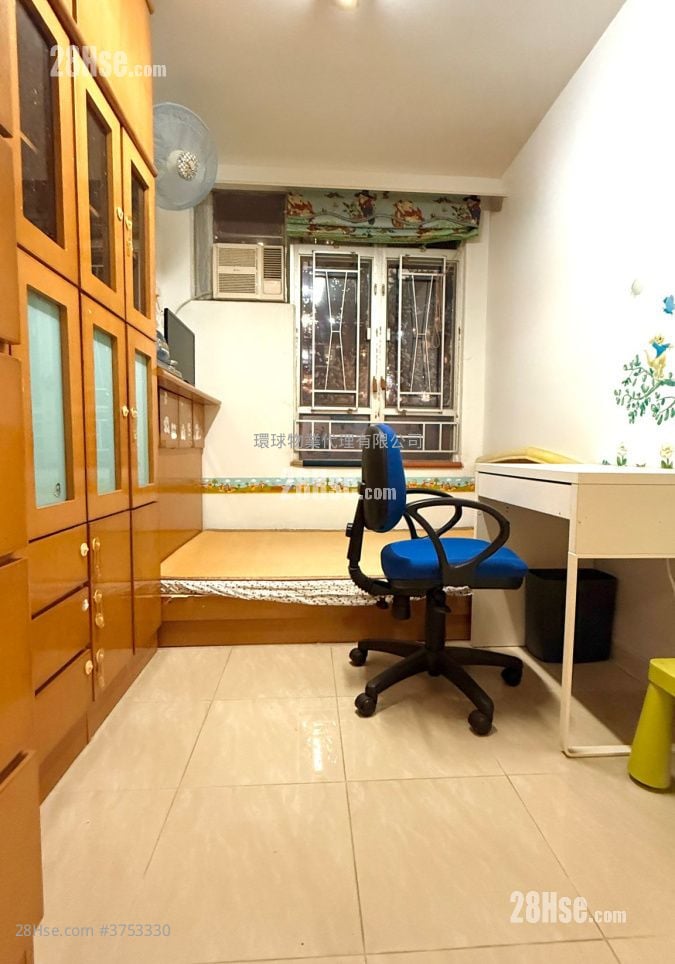 广明苑 售盘 3 房 , 1 浴室 597 平方尺