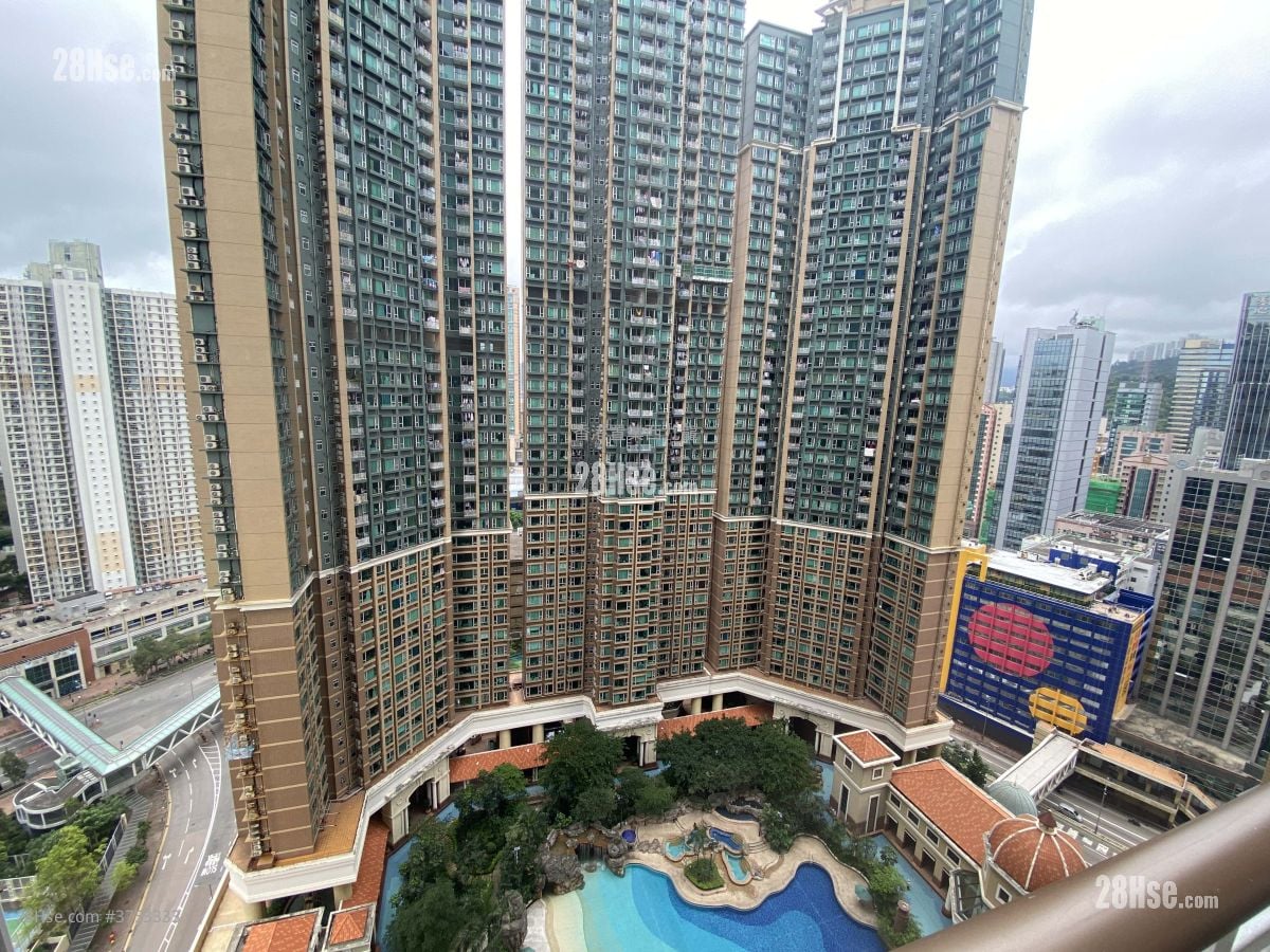 泓景台 售盘 3 房 663 平方尺