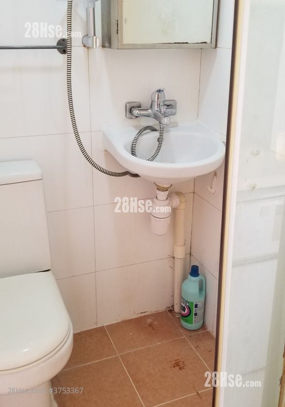 惠利大厦 租盘 开放式间隔 , 1 浴室 100 平方尺