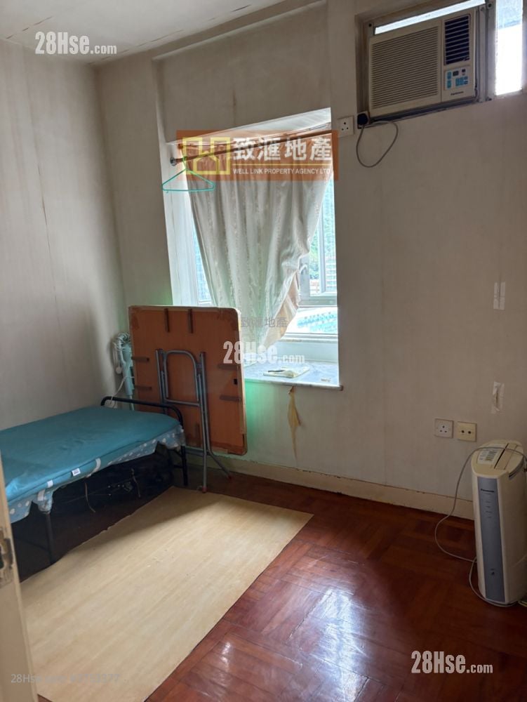 Sun Kwai Hing Gardens Sell 2 Bedrooms 480 ft²