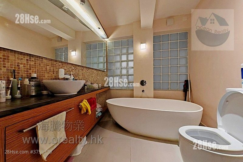 村屋 售盤 1 房 , 1 浴室 570 平方呎