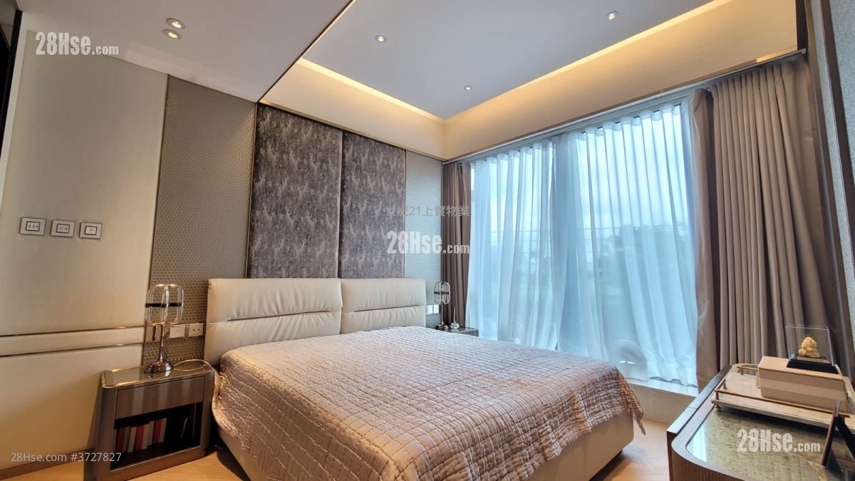 Ultima Sell 4 Bedrooms , 3 Bathrooms 1,581 ft²