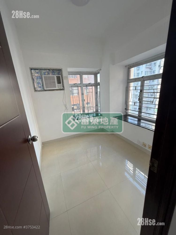 鸿威大厦 售盘 2 房 , 1 浴室 326 平方尺