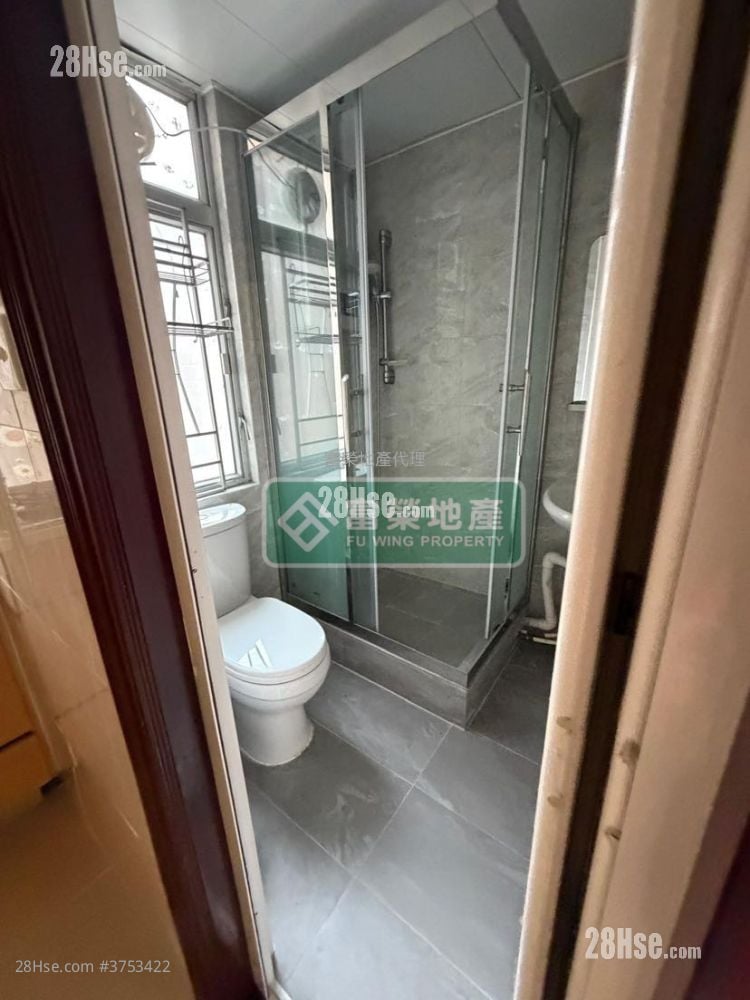 鸿威大厦 售盘 2 房 , 1 浴室 326 平方尺