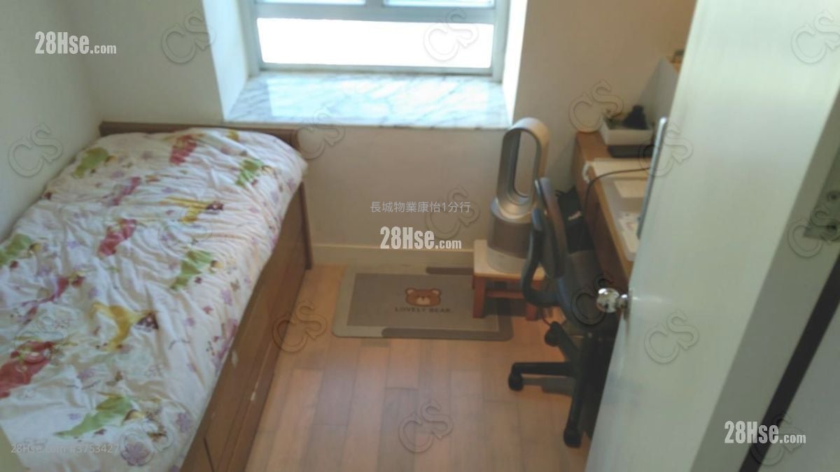 Park Vale Sell 3 Bedrooms , 1 Bathroom 626 ft²