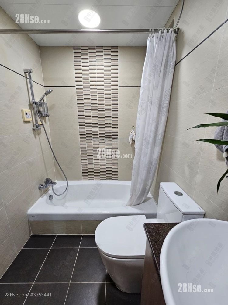 Mount Haven Sell 3 Bedrooms 755 ft²