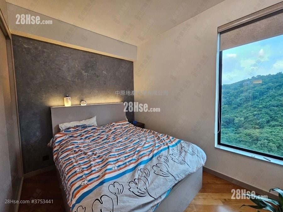 Mount Haven Sell 3 Bedrooms 755 ft²