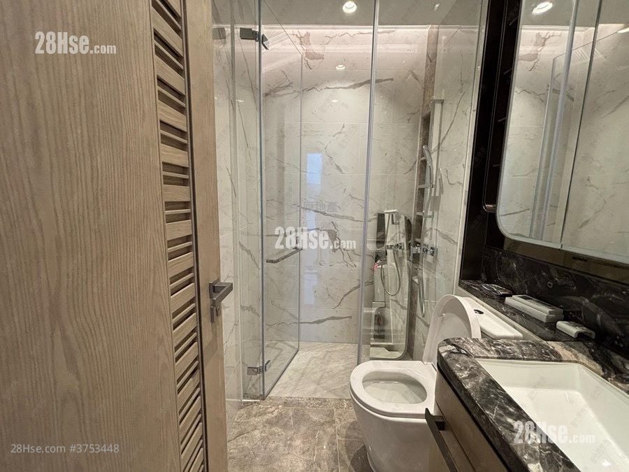 Villa Garda I Sell 2 Bedrooms 455 ft²