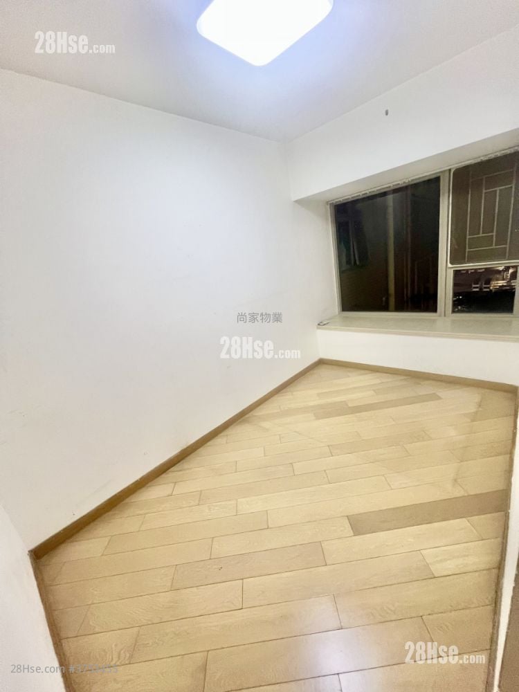 Park Nara Sell 3 Bedrooms , 1 Bathroom 563 ft²