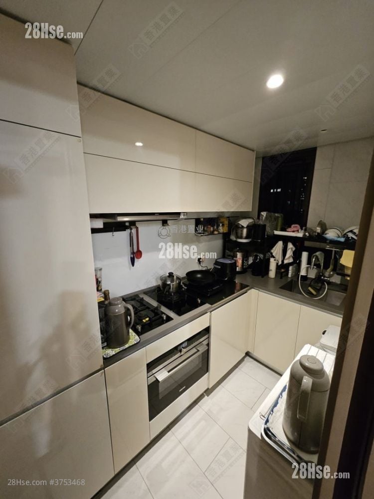 Lp6 Sell 2 Bedrooms , 1 Bathroom 505 ft²