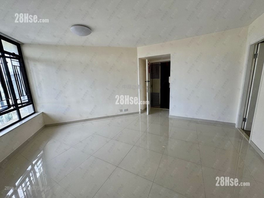 旭輝臺 售盤 3 房 639 平方呎