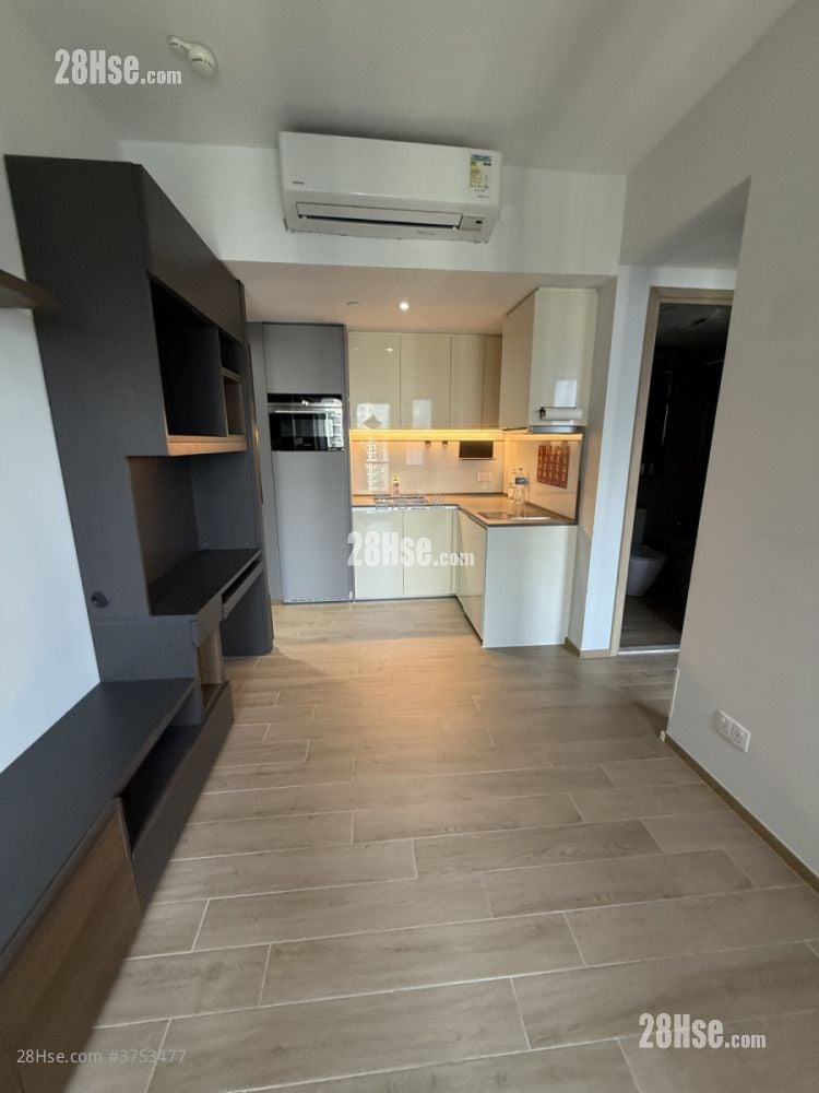 Lp6 Sell 2 Bedrooms , 1 Bathroom 460 ft²