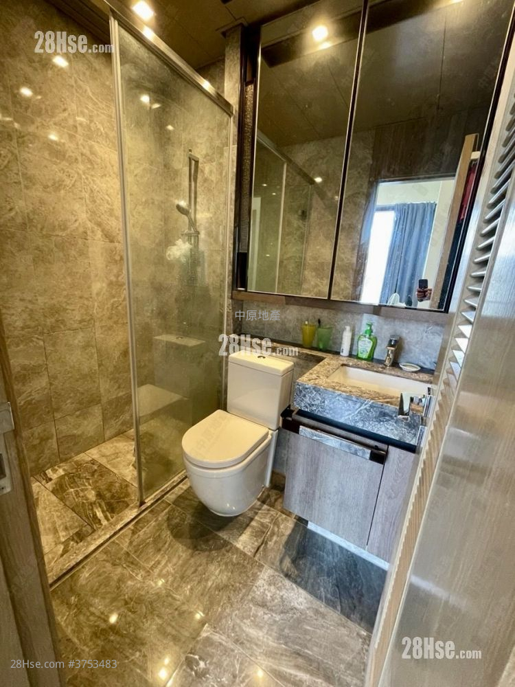 晉海II 售盤 3 房 653 平方呎