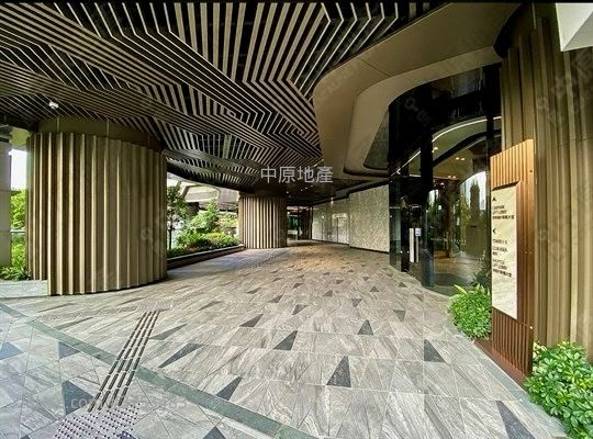 晉海II 售盤 3 房 653 平方呎