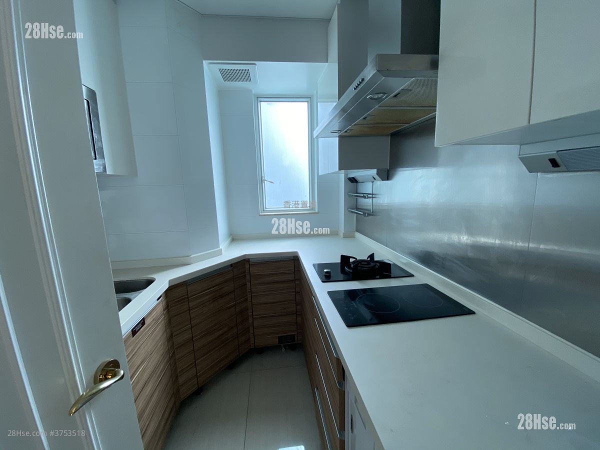 致蓝天 售盘 3 房 , 2 浴室 739 平方尺