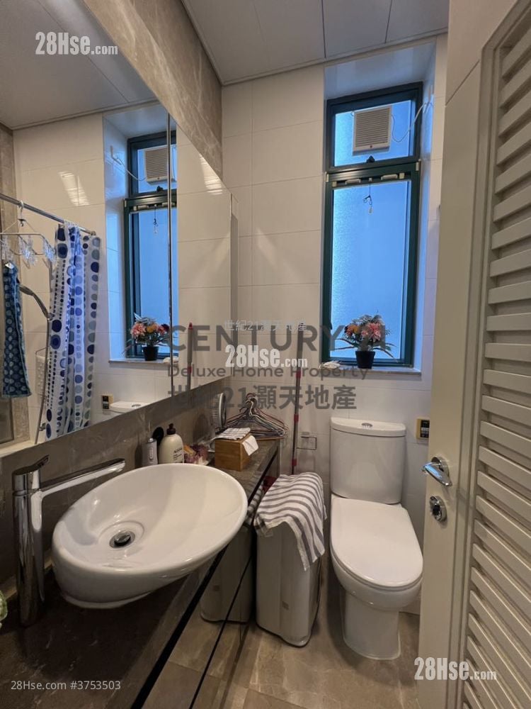 岚山 售盘 3 房 , 2 浴室 875 平方尺