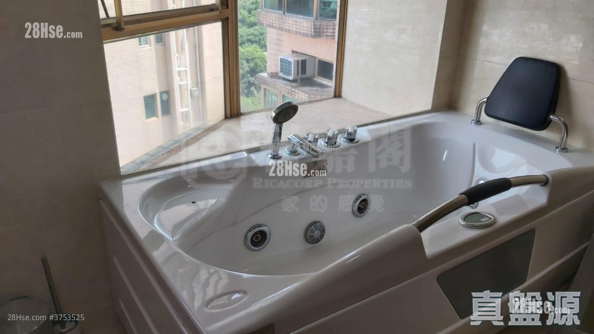 香港黃金海岸 售盤 4 房 , 2 浴室 535 平方呎