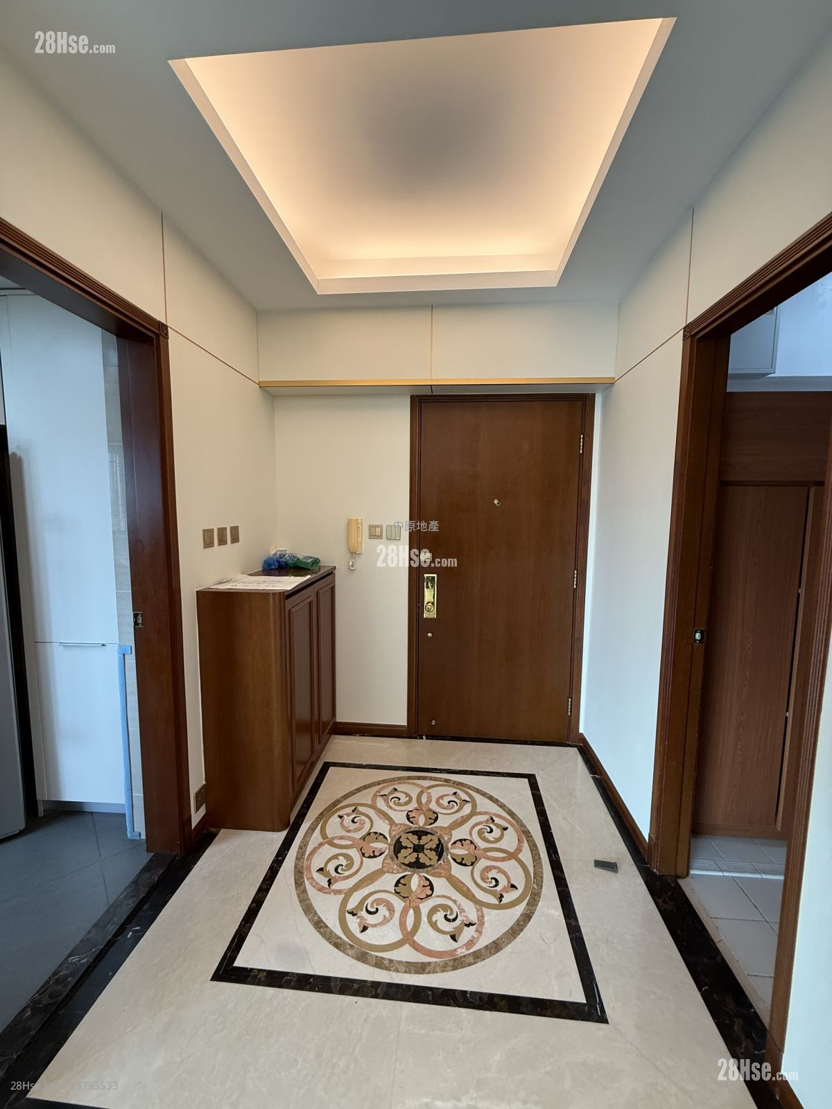 寶翠園 售盤 3 房 1,057 平方呎