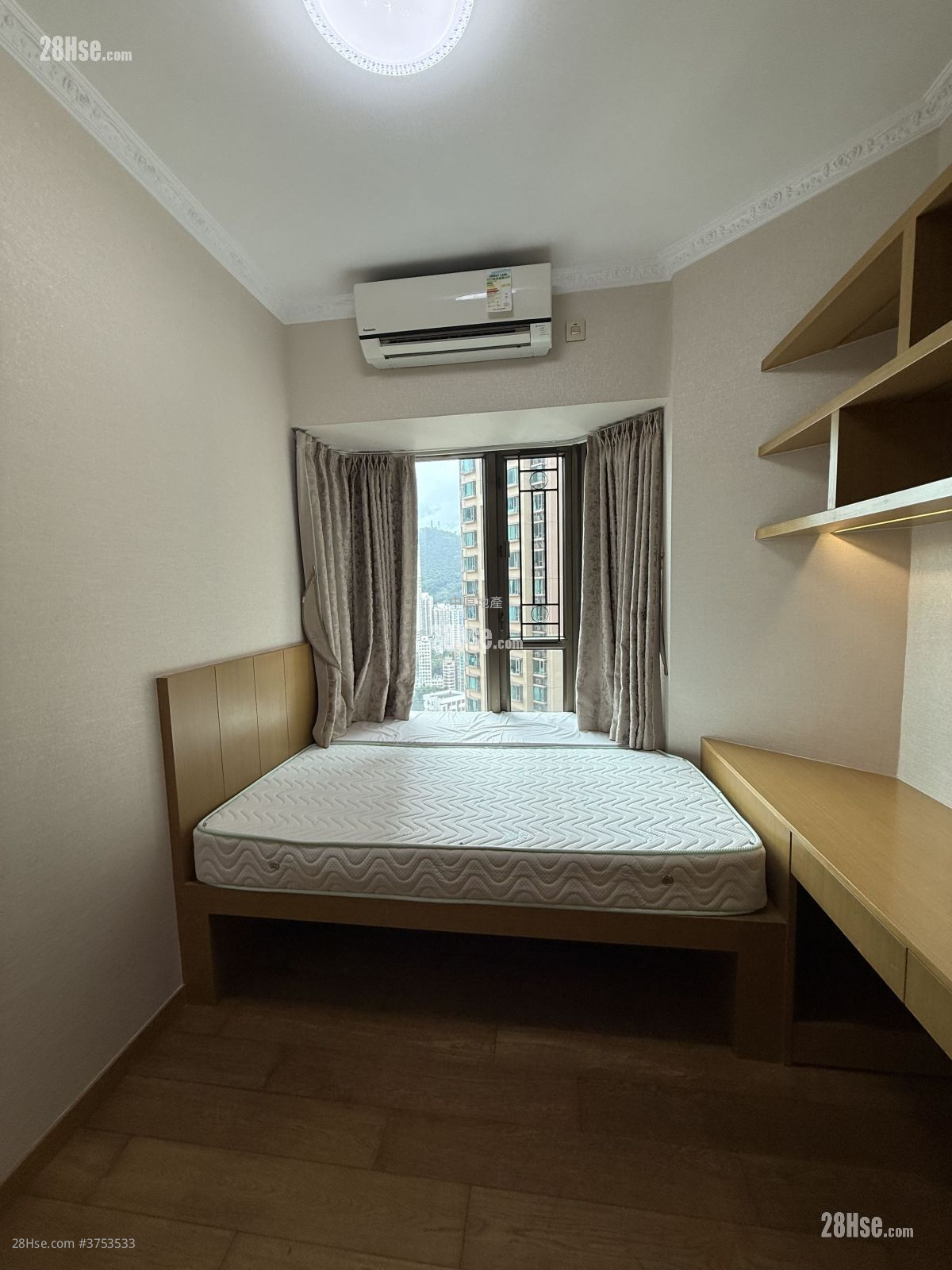 寶翠園 售盤 3 房 1,057 平方呎