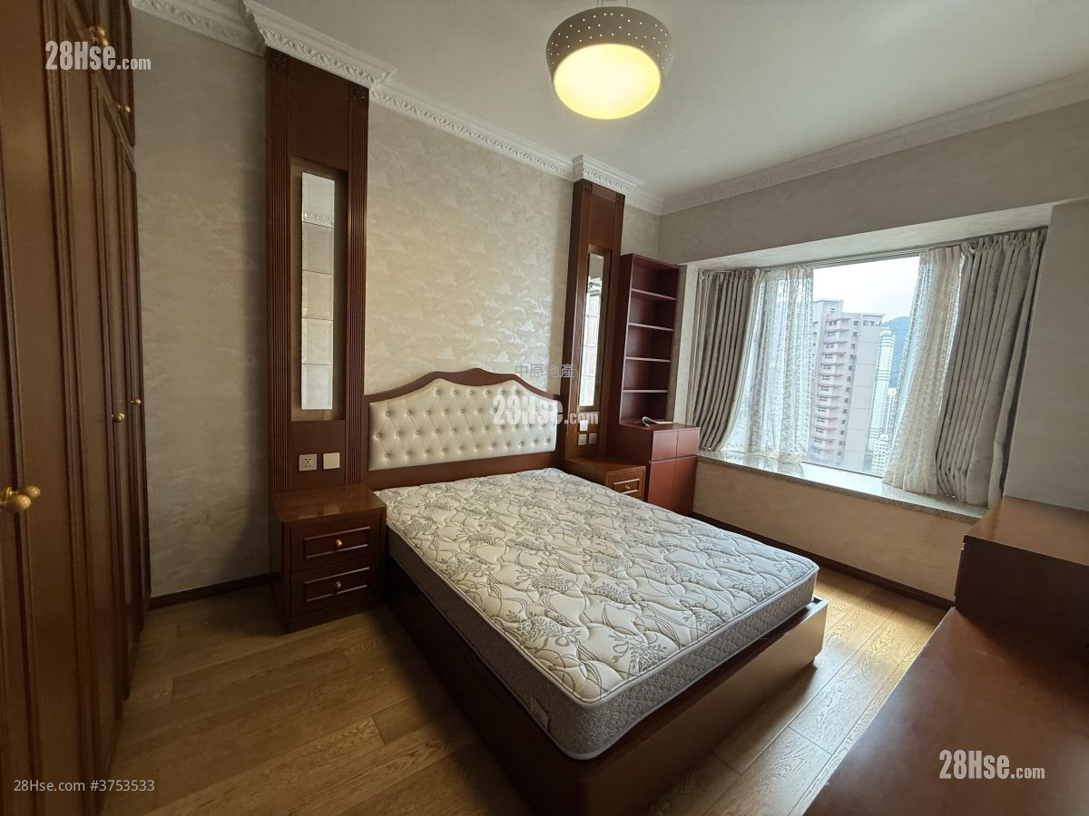 寶翠園 售盤 3 房 1,057 平方呎