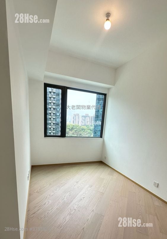 凯和山 售盘 3 房 , 3 浴室 1,025 平方尺