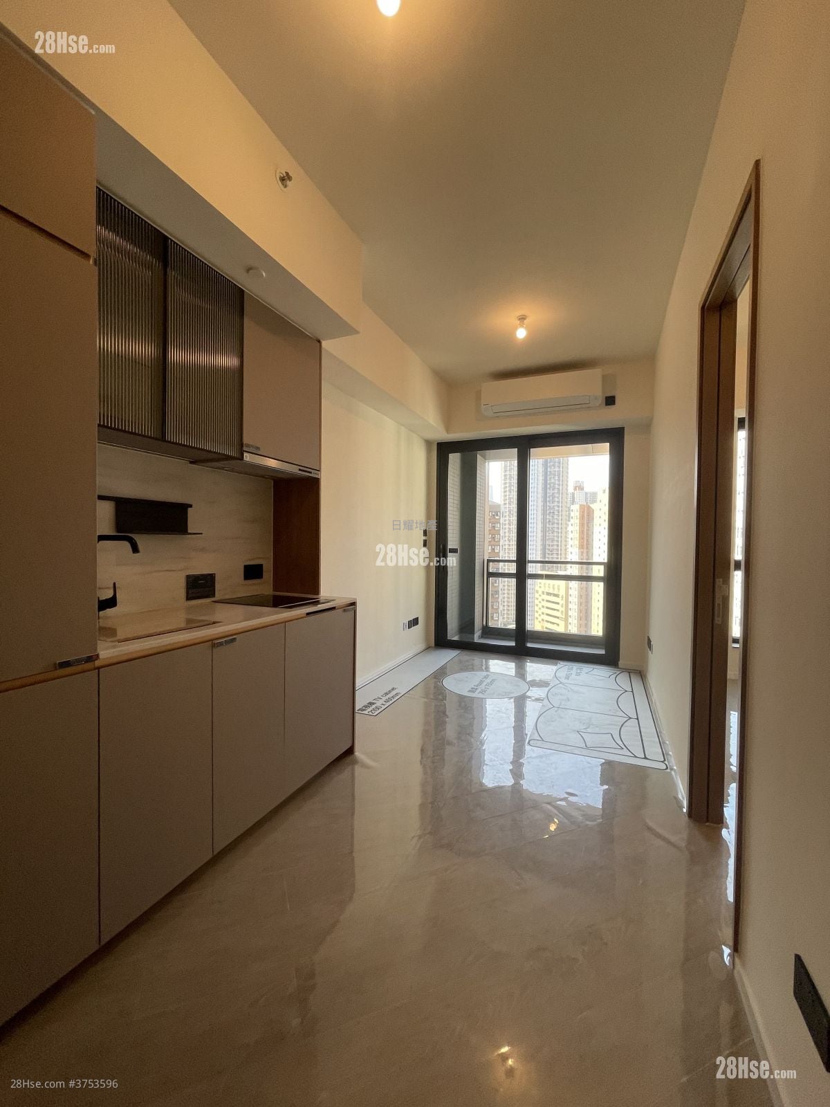 傲華 售盤 1 房 , 1 浴室 340 平方呎