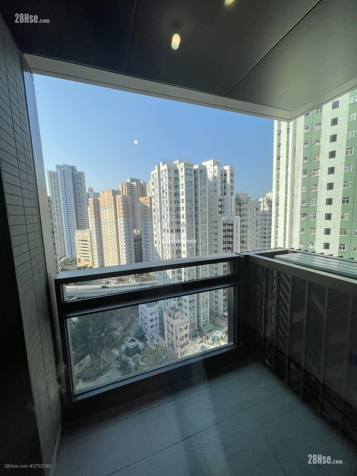 傲華 售盤 1 房 , 1 浴室 340 平方呎