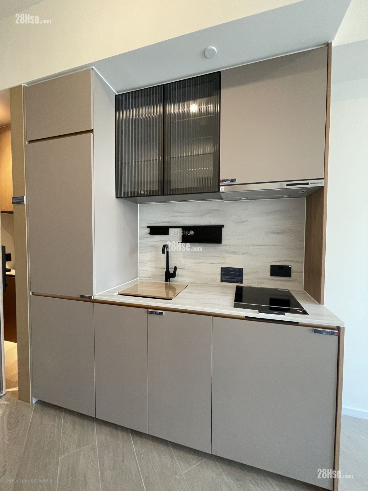 傲華 售盤 1 房 , 1 浴室 340 平方呎