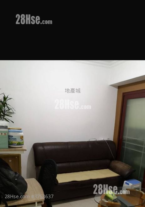 Fu Wah Court Rental 2 Bedrooms , 1 Bathroom 300 ft²