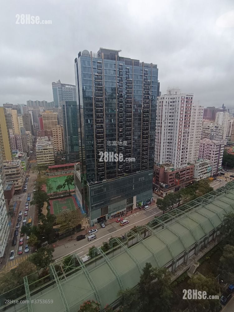 Valiant Court Rental 2 Bedrooms , 1 Bathroom