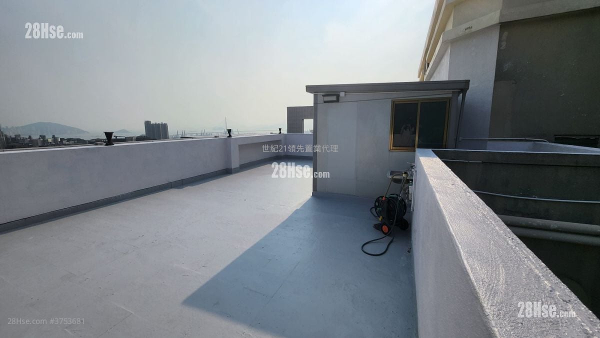 郝德杰山 售盘 2 房 , 2 浴室 804 平方尺