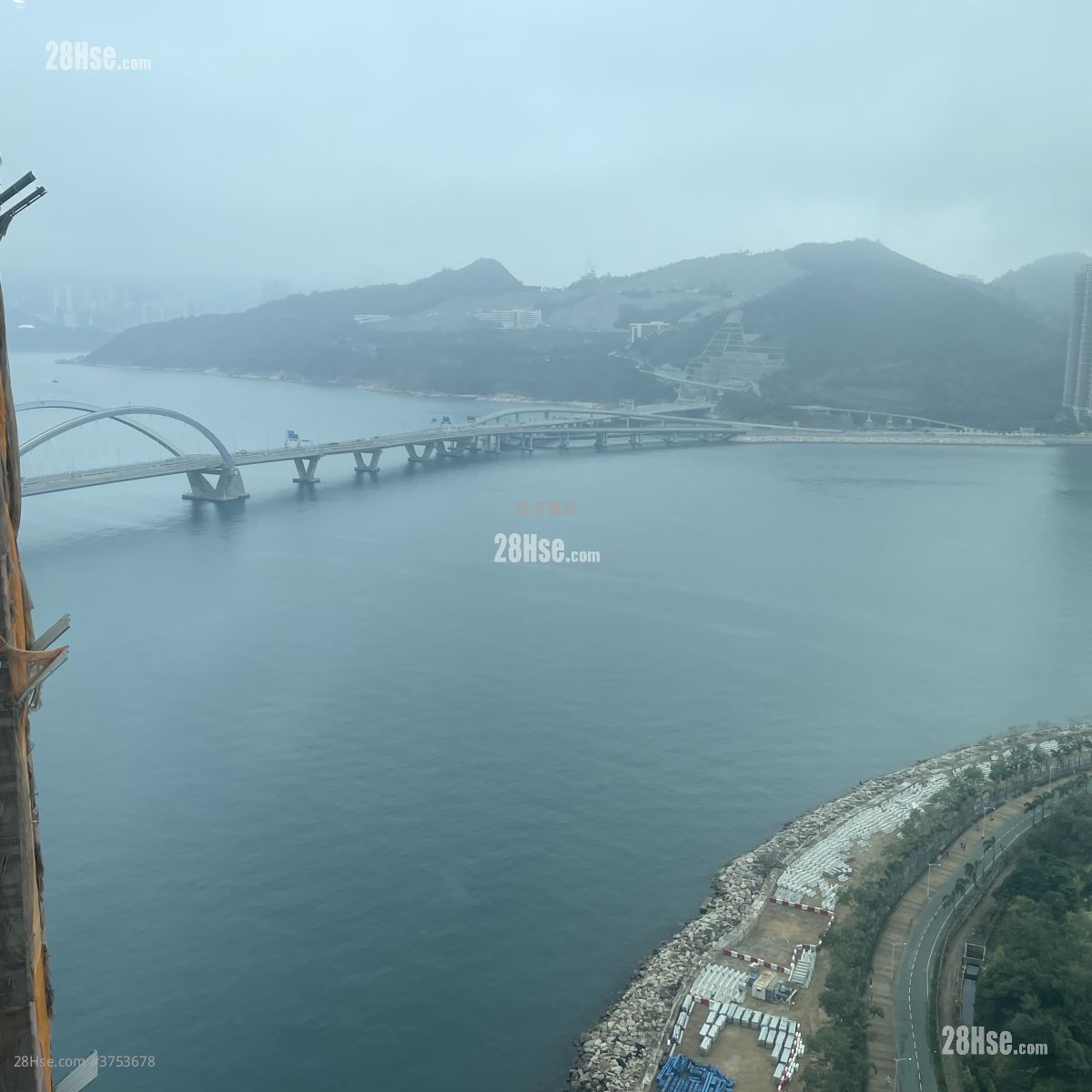 MALIBU 租盤 4 房 , 3 浴室 847 平方呎