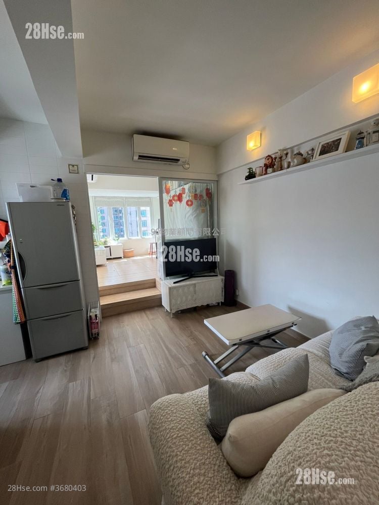 Nam Hung Mansion Sell 368 ft²