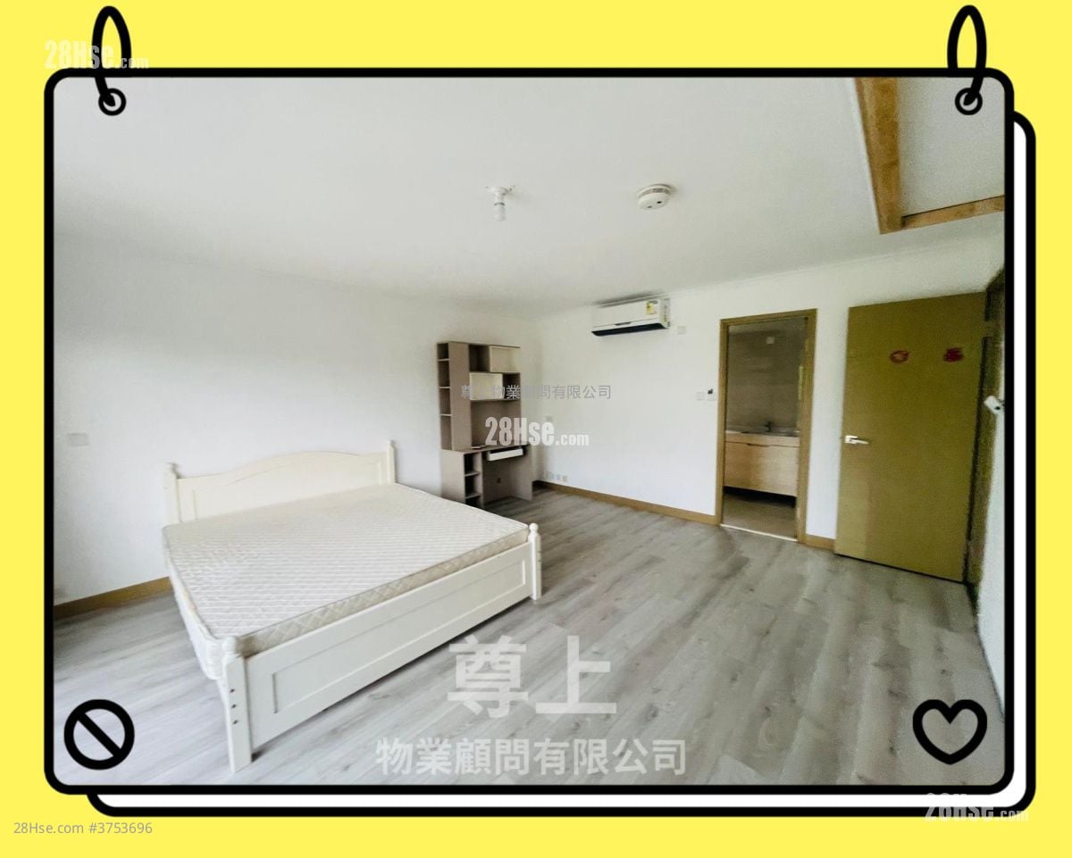 Village Sell 5+ Bedrooms , 1 Bathroom