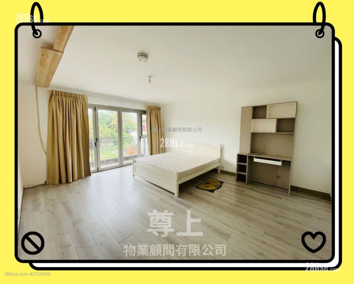 Village Sell 5+ Bedrooms , 1 Bathroom