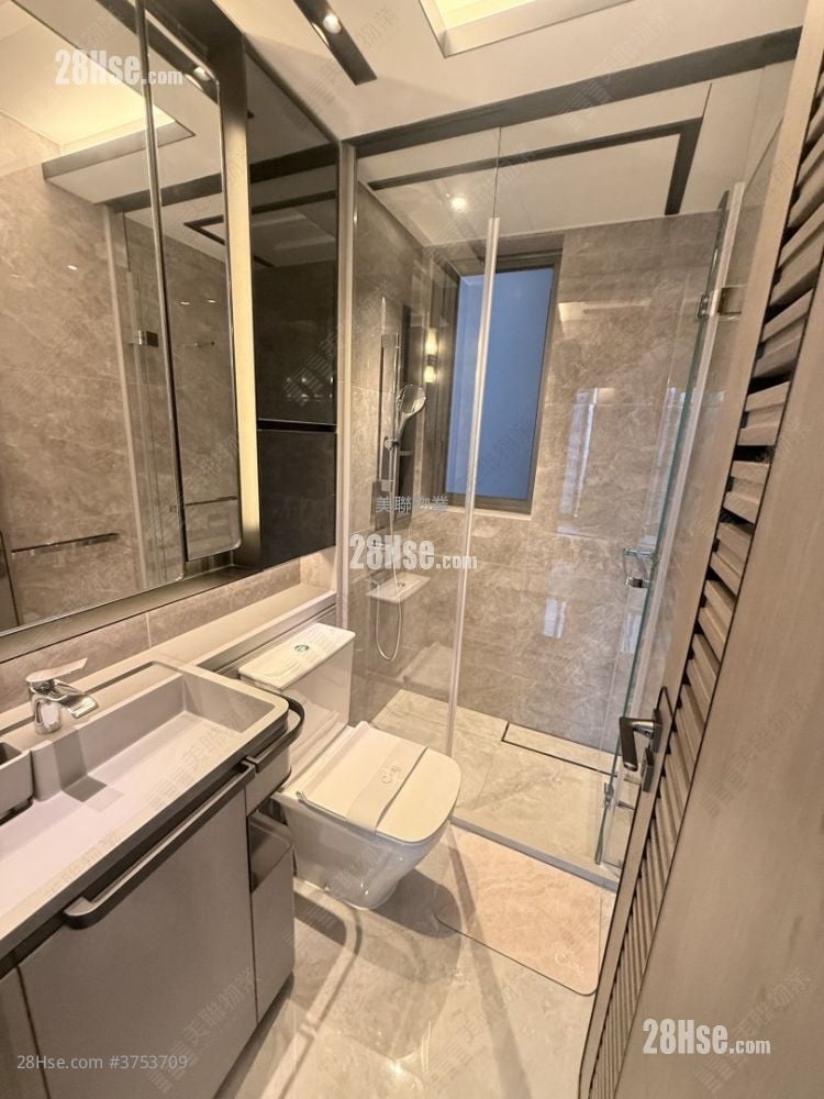 Cullinan Sky Sell 2 Bedrooms 460 ft²