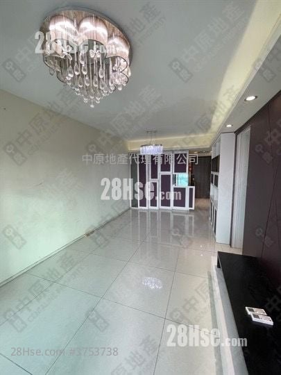 环宇海湾 售盘 4 房 , 2 浴室 898 平方尺