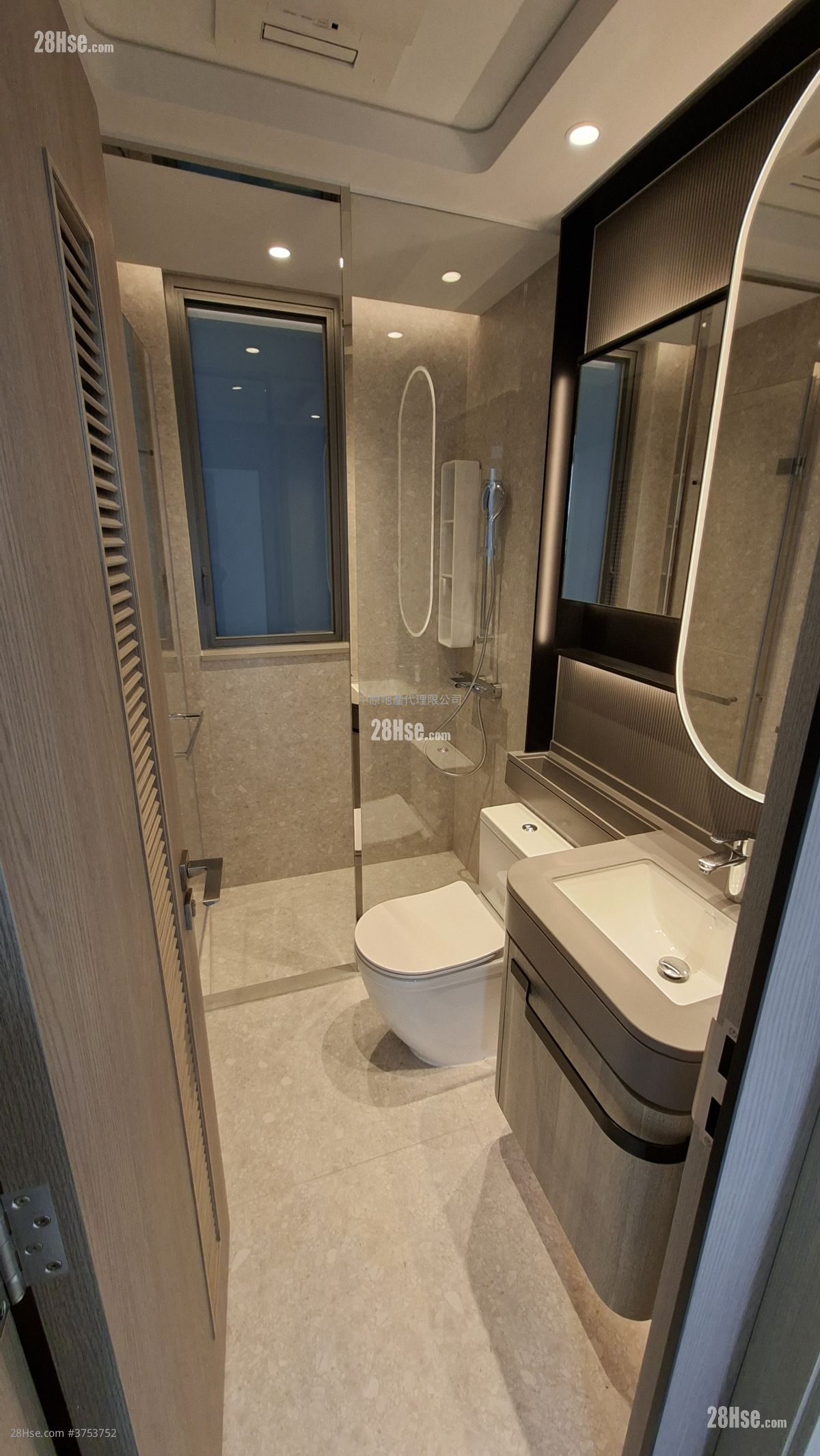 Sierra Sea 售盤 3 房 , 1 浴室 574 平方呎