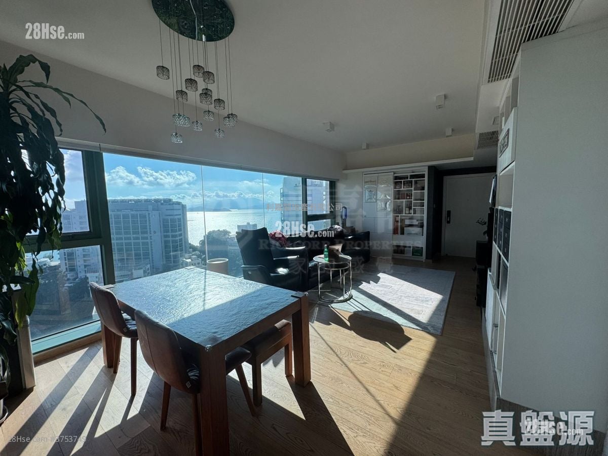 Royalton Sell 4 Bedrooms , 2 Bathrooms 1,184 ft²